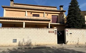 Casa Unifamiliar. Av. Guardia Civil, 54. 46691 VALLADA